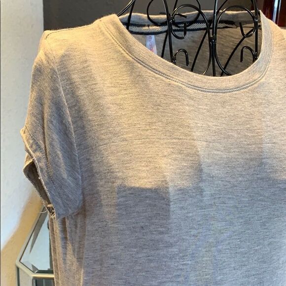 Xhilaration Grey Tee with lace detail | size XS - Picture 5 of 8